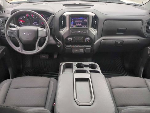 Used 2026 Chevrolet Silverado 1500 Custom Trail Boss w/ LPO, Dark Essentials Package AWD/4WD image 19