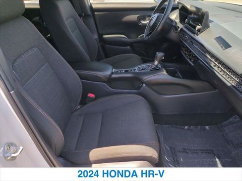 Used 2024 Honda HR-V Sport image 25