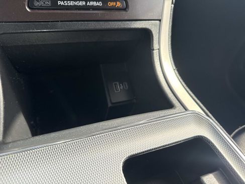 Used 2021 Ford Edge SEL w/ Cargo Accessory Package image 25