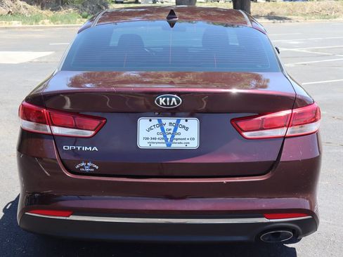 Used 2017 Kia Optima LX w/ Option Group 014 FWD image 6