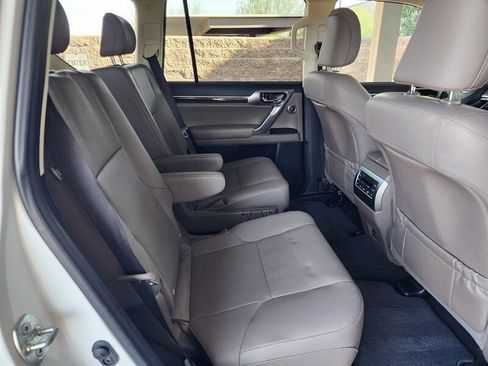 Used 2023 Lexus GX 460 Premium image 73