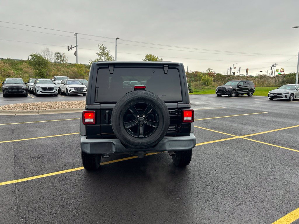 Used 2022 Jeep Wrangler Unlimited Sport AWD/4WD image 5