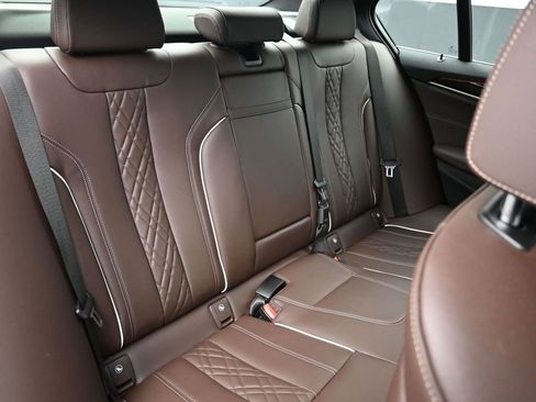 Certified 2022 BMW 540i 540i w/ Premium Package image 31