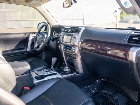 Used 2018 Toyota 4Runner Limited AWD/4WD image 24