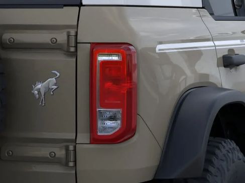 New 2026 Ford Bronco Heritage Edition AWD/4WD image 23