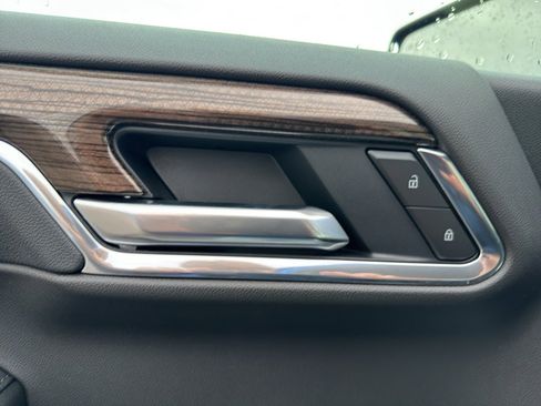 New 2026 Chevrolet Silverado 1500 LT Trail Boss w/ LT Trail Boss Premium Package AWD/4WD image 10