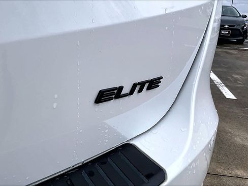 Used 2023 Honda Odyssey Elite image 9