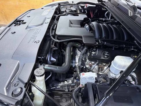 Used 2016 GMC Yukon XL Denali w/ Open Road Package RWD image 36