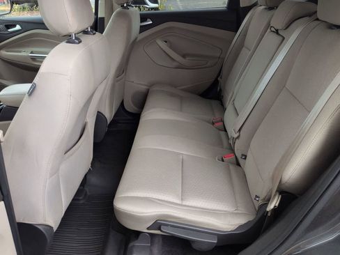 Used 2018 Ford Escape SE w/ Ford Safe & Smart Package AWD/4WD image 19