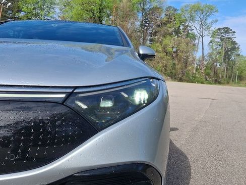 Used 2022 Mercedes-Benz EQS 450+ Sedan image 11