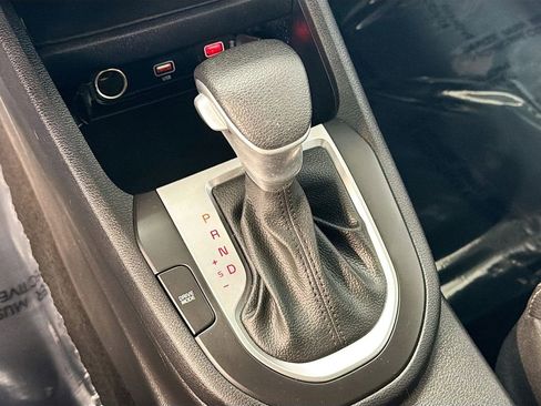 Used 2024 Kia Forte LXS w/ LXS Technology Package FWD image 17