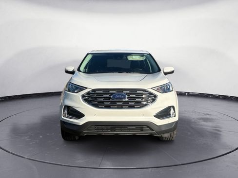 Used 2024 Ford Edge Titanium AWD/4WD image 2