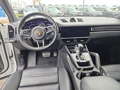 Used 2023 Porsche Cayenne GTS image 14