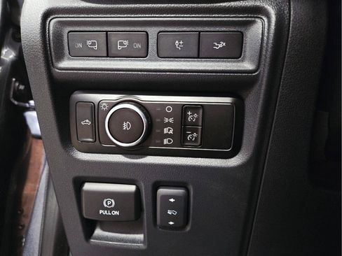 Used 2023 Ford F150 Lariat w/ Equipment Group 502A High AWD/4WD image 14