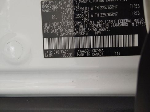 Used 2022 Toyota RAV4 XLE image 19