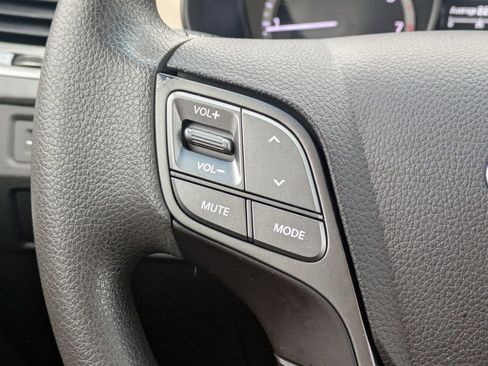 Used 2017 Hyundai Santa Fe Sport image 24