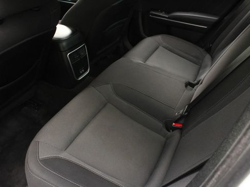 Used 2018 Dodge Charger R/T image 18