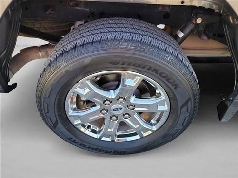 Used 2022 Ford F150 XLT w/ Equipment Group 301A Mid RWD image 11