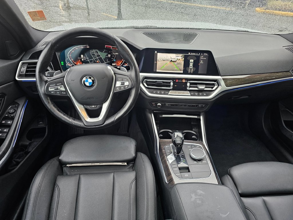 Used 2019 BMW 330i xDrive Sedan w/ Convenience Package AWD/4WD image 19
