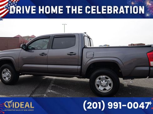 Used 2016 Toyota Tacoma SR RWD image 6