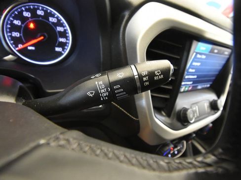 Used 2023 GMC Acadia SLT w/ Preferred Package AWD/4WD image 29