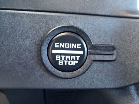 Certified 2025 Ford Bronco Badlands AWD/4WD image 18