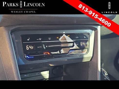 Used 2022 Volkswagen Tiguan SE R-Line image 23
