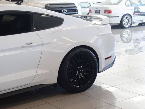 Used 2022 Ford Mustang GT Premium w/ GT Performance Package RWD image 21