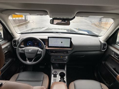 Used 2025 Ford Bronco Sport Outer Banks w/ Outer Banks Tech Package+ image 18