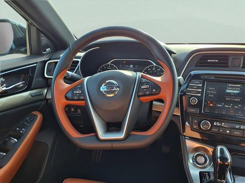 Used 2020 Nissan Maxima Platinum w/ Reserve Package image 18