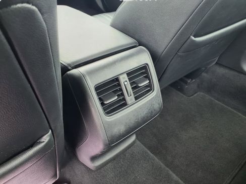 Used 2019 Honda Accord EX-L image 10