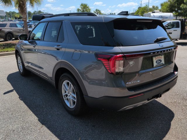 New 2026 Ford Explorer Active w/ Active Comfort Package RWD image 6