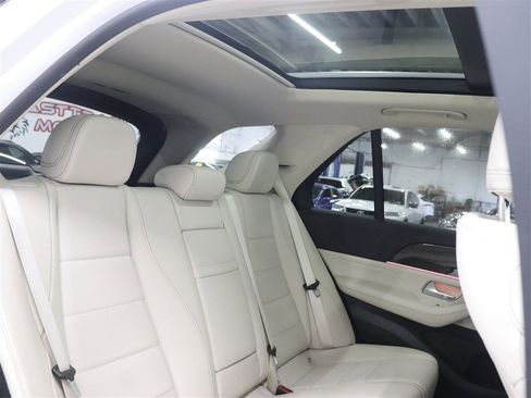 Used 2023 Mercedes-Benz GLE 450 4MATIC image 22