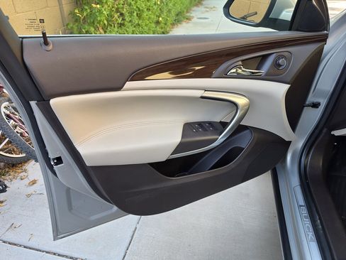 Used 2011 Buick Regal CXL w/ RL3 Preferred Equipment Group FWD image 38