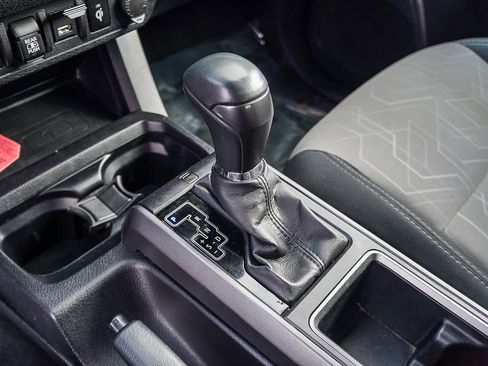 Certified 2022 Toyota Tacoma TRD Off-Road w/ Technology Package image 23