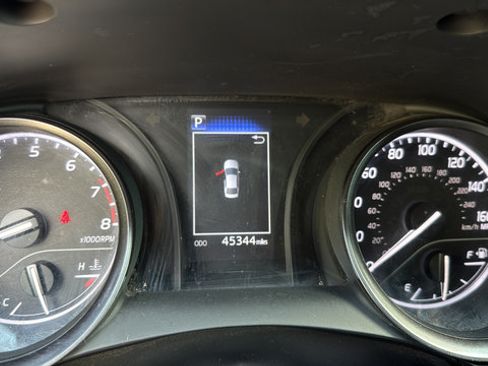 Used 2024 Toyota Camry SE FWD image 14