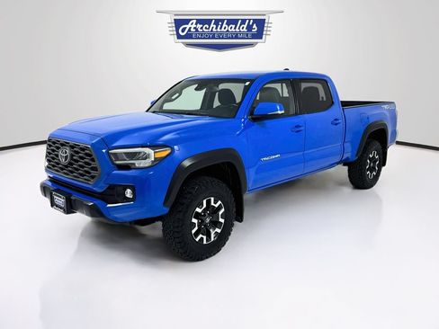 Used 2021 Toyota Tacoma TRD Off-Road AWD/4WD image 3