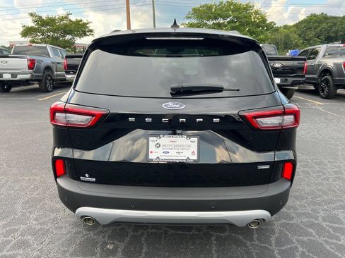 New 2026 Ford Escape SE w/ PHEV Premium Package FWD image 6