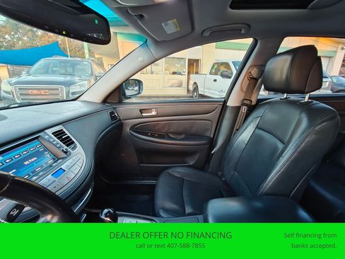 Used 2013 Hyundai Genesis 3.8 w/ Premium Pkg image 10