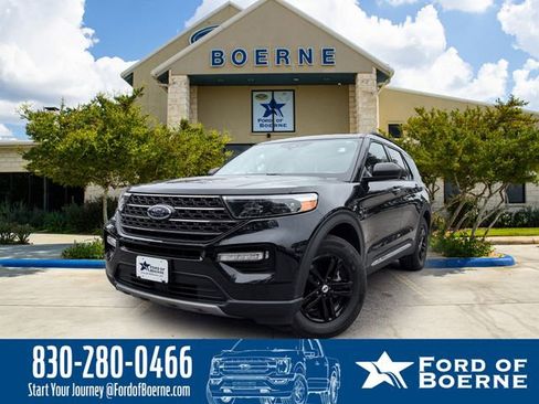Used 2023 Ford Explorer XLT w/ Equipment Group 202A RWD image 1