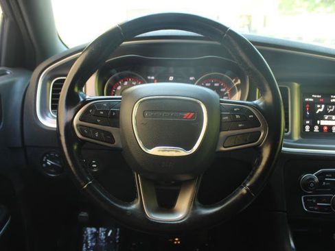 Used 2021 Dodge Charger SXT w/ Leather Interior Group RWD image 13