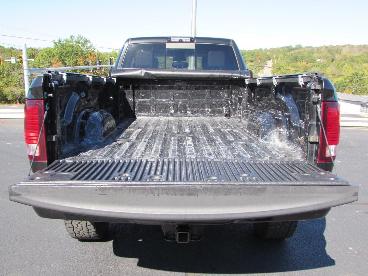 Used 2017 RAM 3500 Laramie w/ Sport Appearance Group AWD/4WD image 11