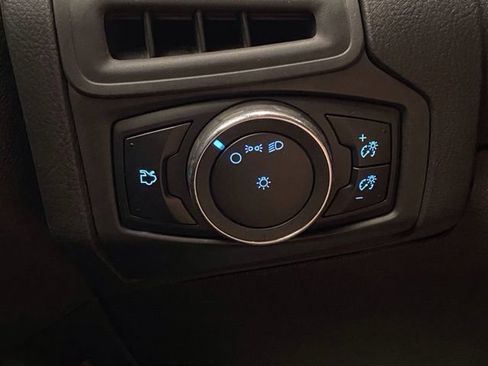 Used 2014 Ford Focus S FWD image 26