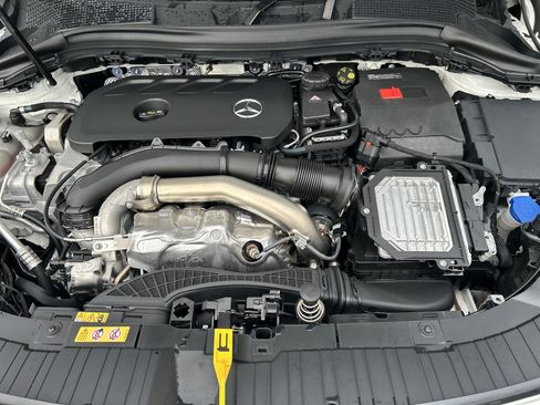 Certified 2025 Mercedes-Benz GLA 250 image 51