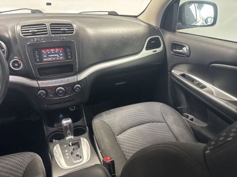 Used 2017 Dodge Journey Crossroad FWD image 22