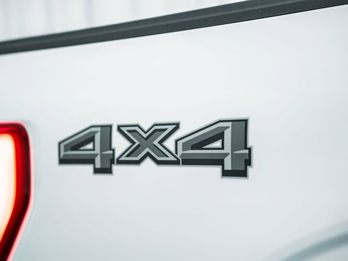 Certified 2023 Ford F150 Lariat w/ Equipment Group 502A High image 26