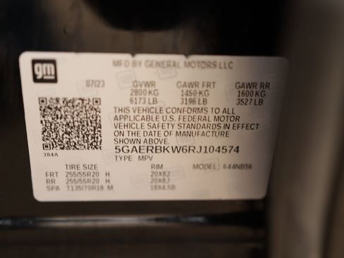 Used 2024 Buick Enclave Essence w/ Experience Buick Package image 39