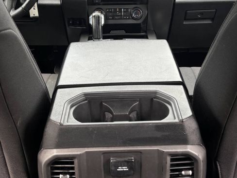 Used 2015 Ford F150 XLT w/ Equipment Group 302A Luxury AWD/4WD image 16