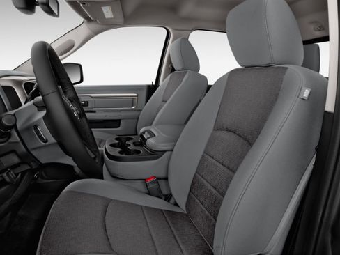 Used 2018 RAM 1500 Tradesman RWD image 4