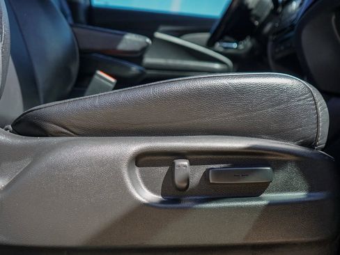 Used 2017 Honda Pilot Touring image 38